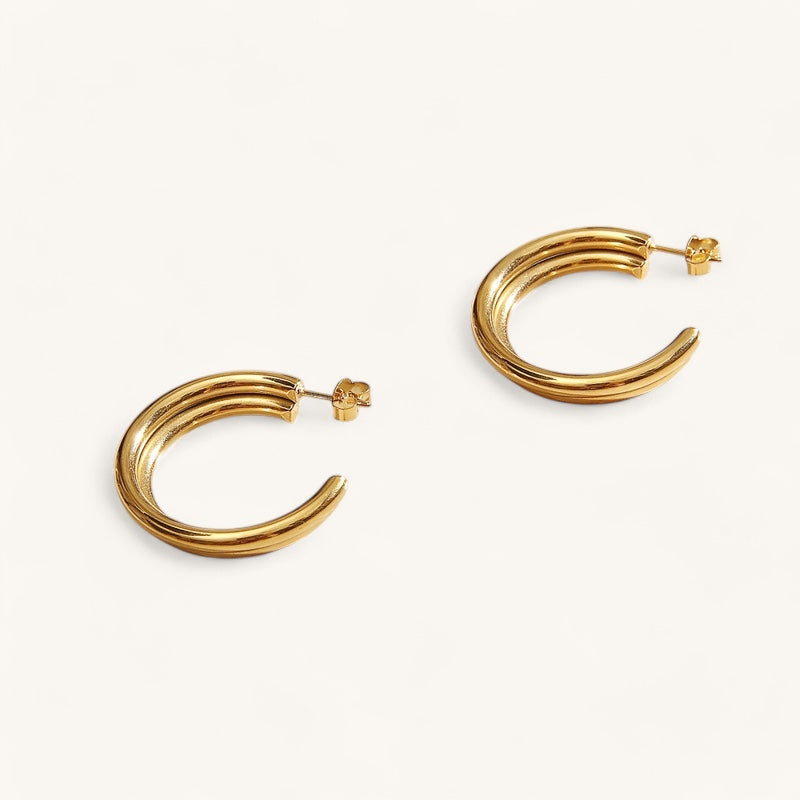Camilla Hoops