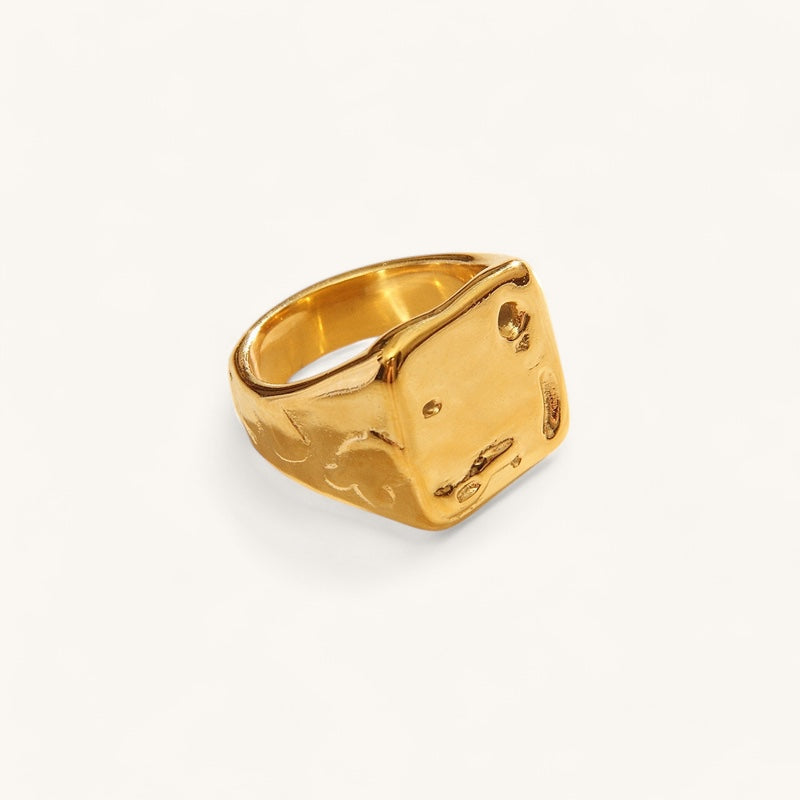 Luna Ring