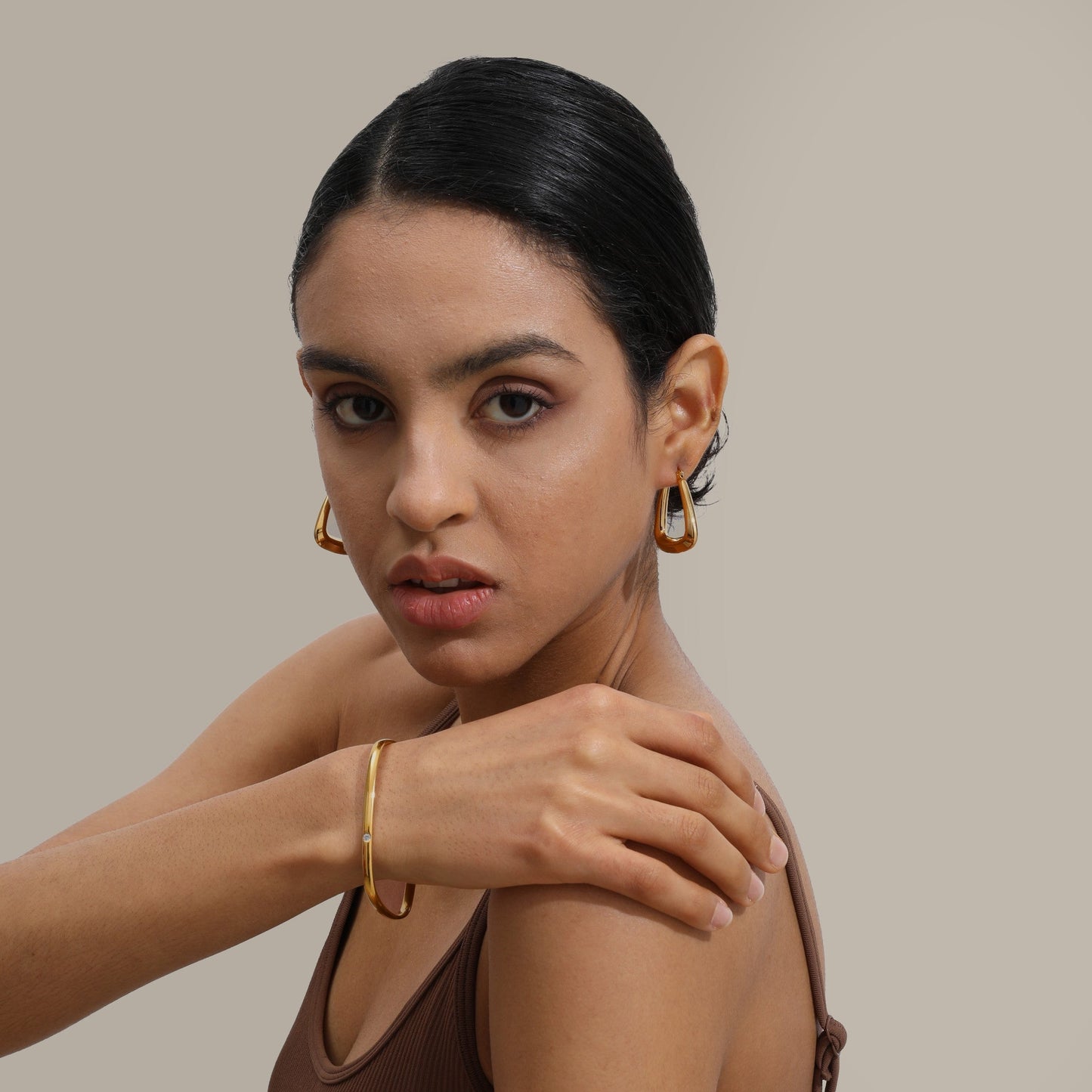 Gracie Hoops