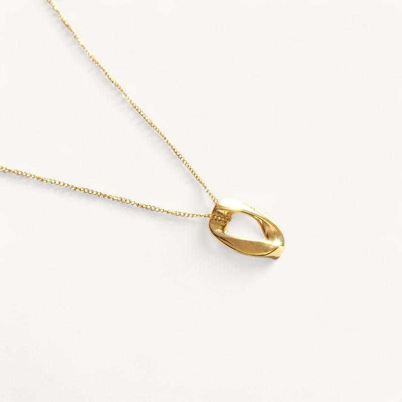 Oval Medallion Necklace