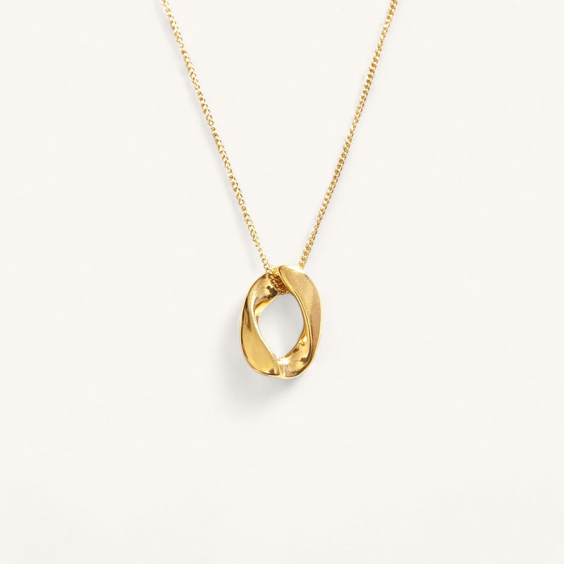 Oval Medallion Necklace