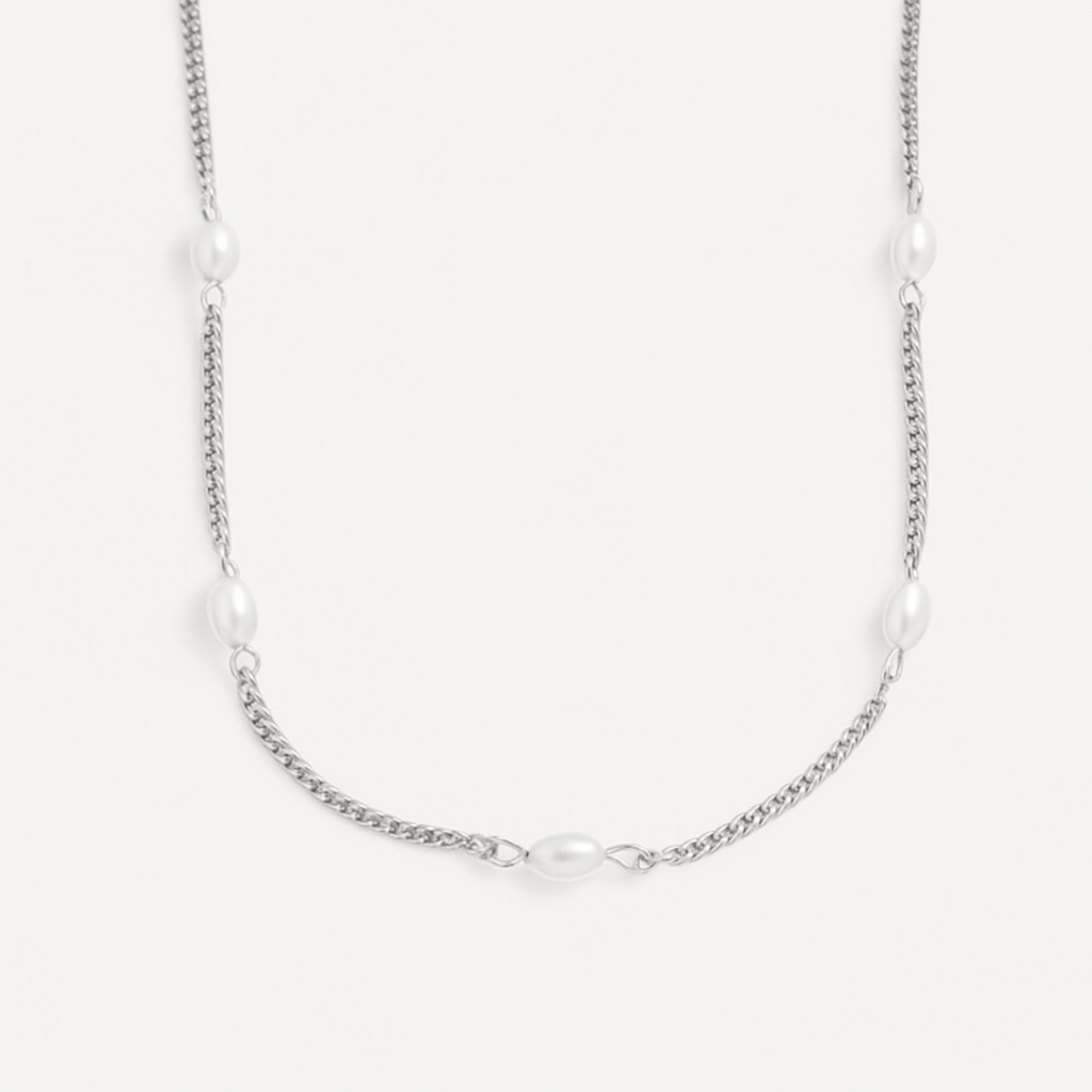 Essential Pearls Necklace